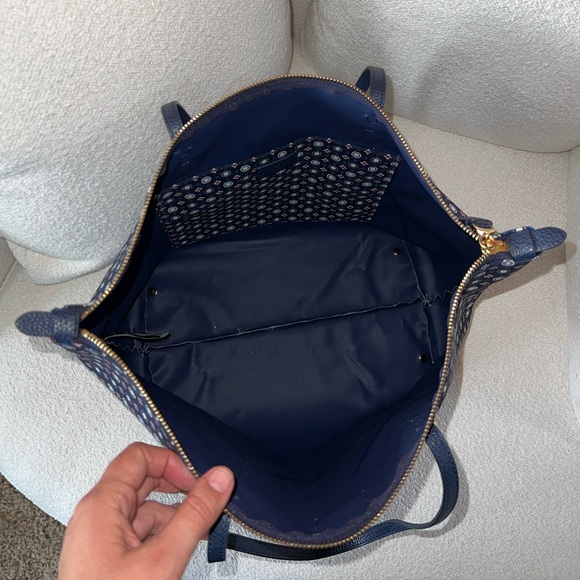 Ralph Lauren Medium Nylon Tote Bag - Picture 11 of 15